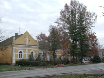 The Community Centre of Jarek - today: Bački Jarak (in the meantime painted "lime green").